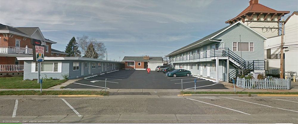 Alpine Motel In Heart Of Wisconsin Dells Downtown. Exterior foto